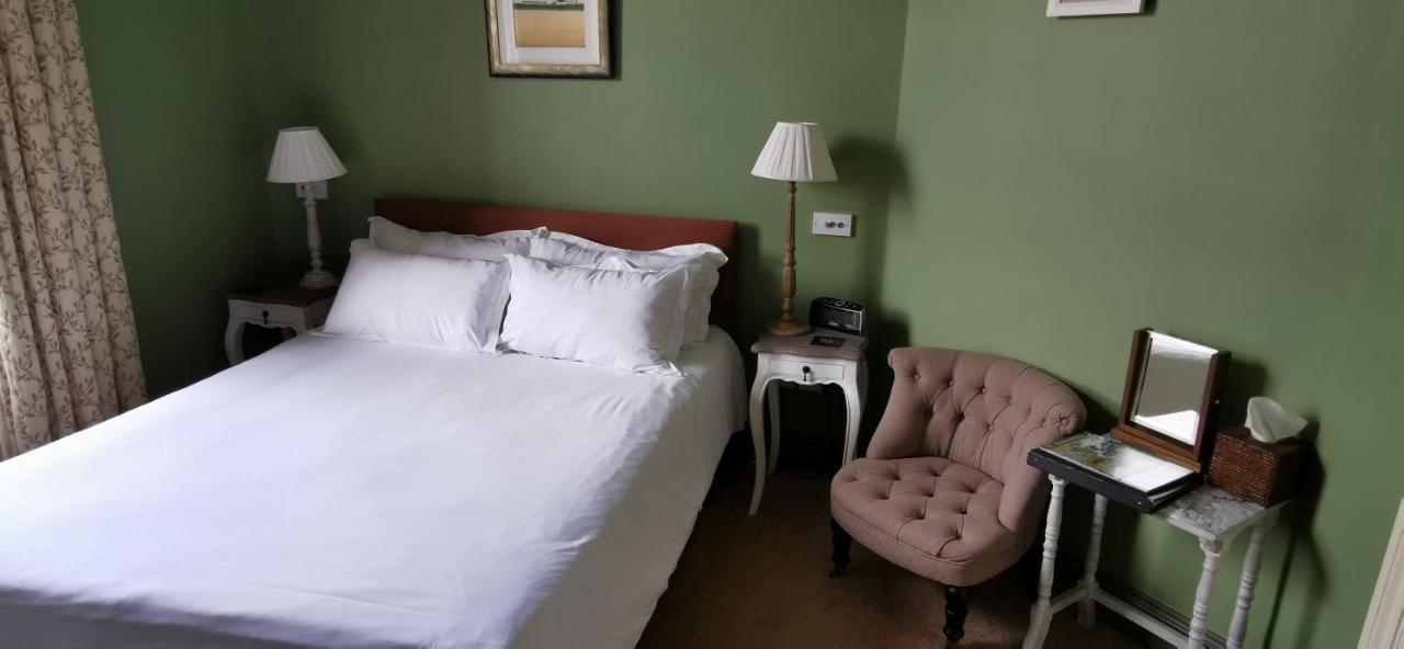 Buccleuch And Queensberry Arms Hotel Торнхилл Экстерьер фото