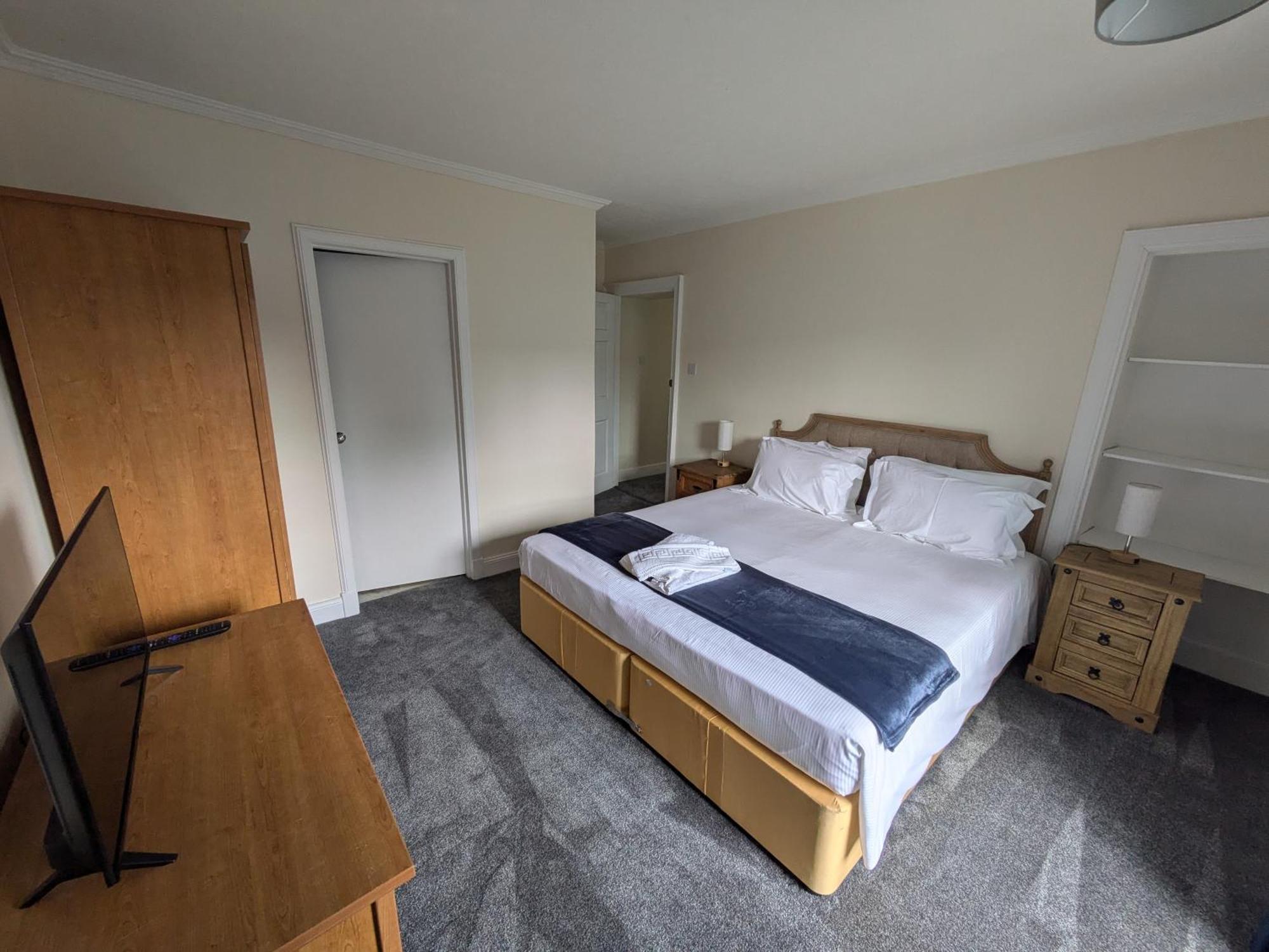 Buccleuch And Queensberry Arms Hotel Торнхилл Экстерьер фото