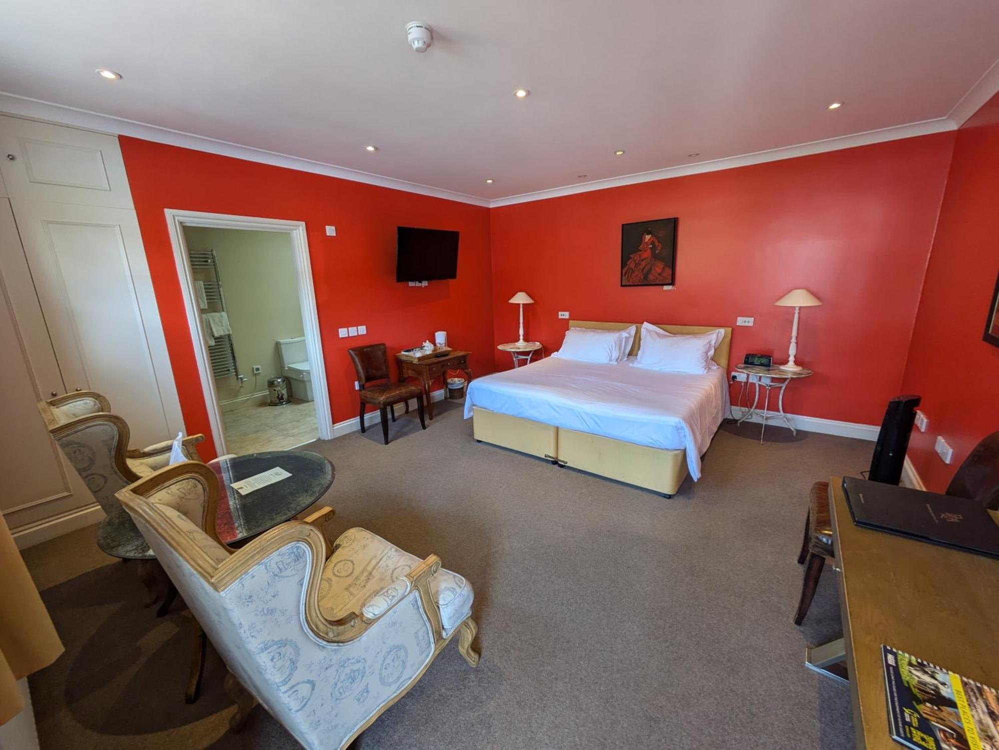 Buccleuch And Queensberry Arms Hotel Торнхилл Экстерьер фото